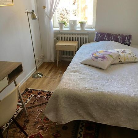 Farsta Bed And Breakfast Стокгольм Екстер'єр фото