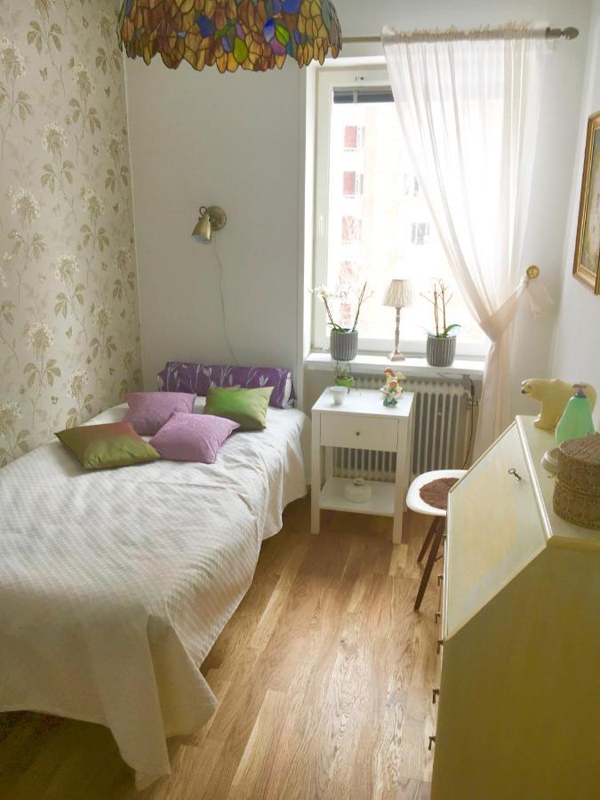 Farsta Bed And Breakfast Стокгольм Екстер'єр фото